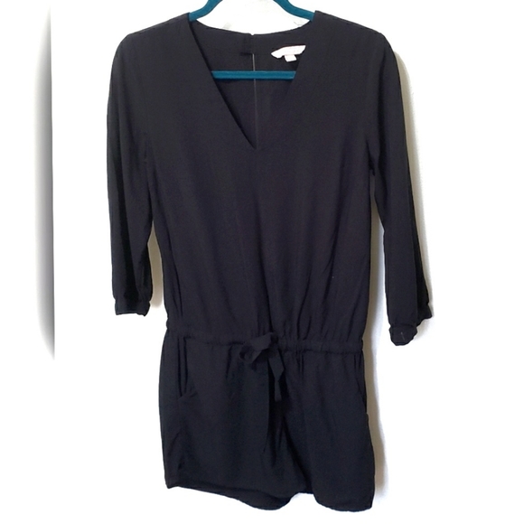 Banana Republic Pants - Banana Republic V Neck Drawstring Romper
